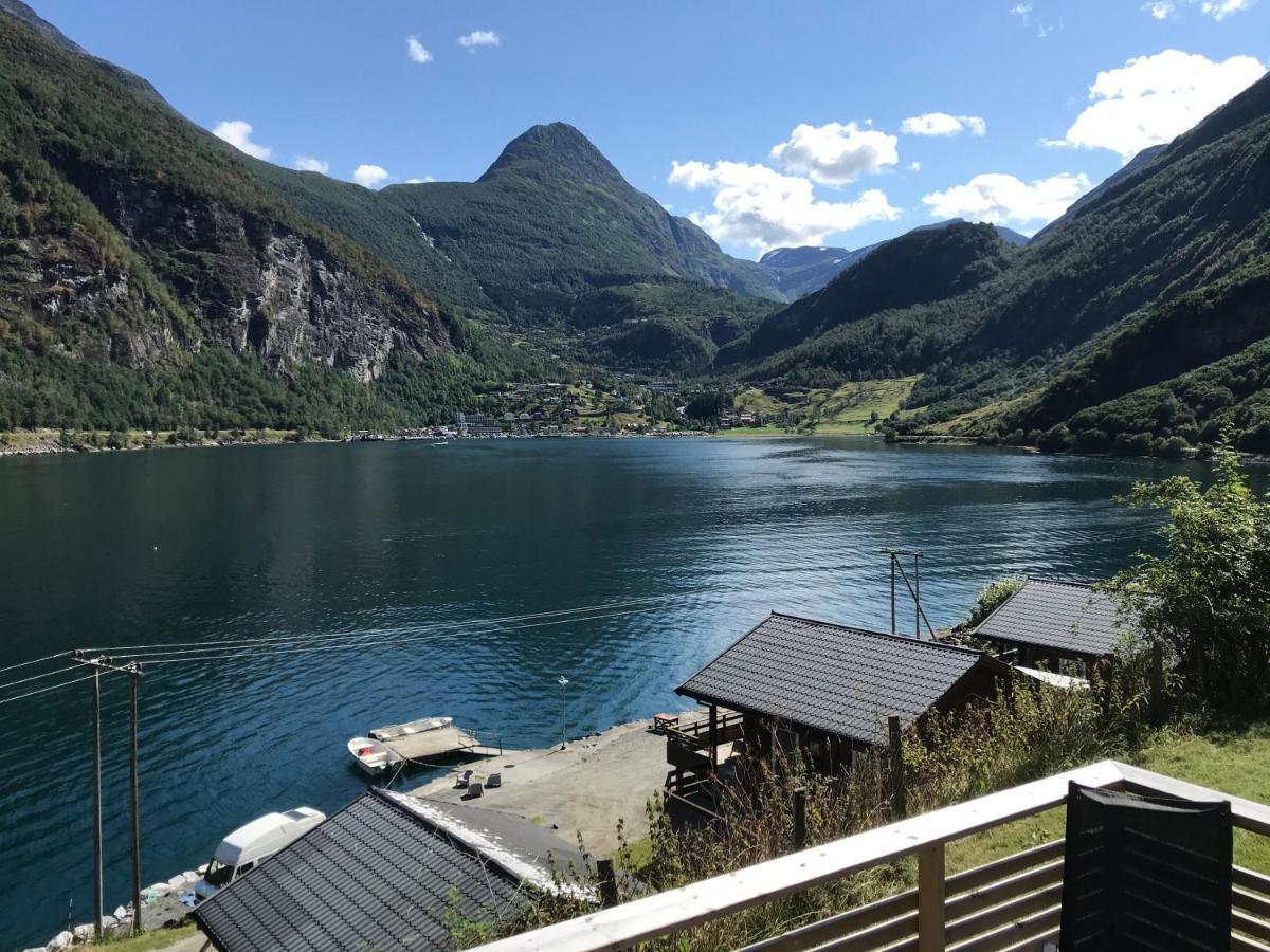 Solhaug Fjordcamping Geiranger Eksteriør billede